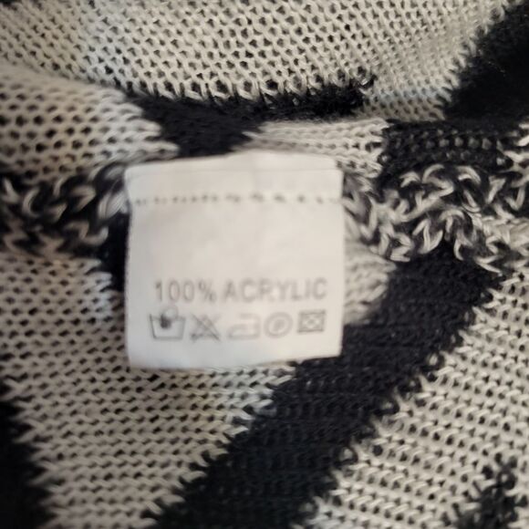 Magnolias Black White Zig Zag Print Long Sleeve Open Front Waterfall Cardigan M - Picture 14 of 16